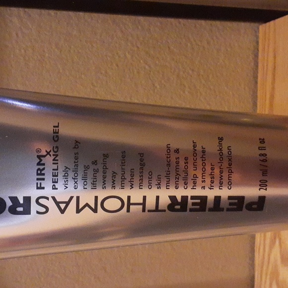 Firm X peeling gel 6.8 fl. oz. for cleaner firmer looking skin. - Picture 2 of 4